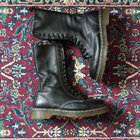 Dr. Martens Shoes - NWOT Dr. Martens Mid-Calf Black Leather Boots